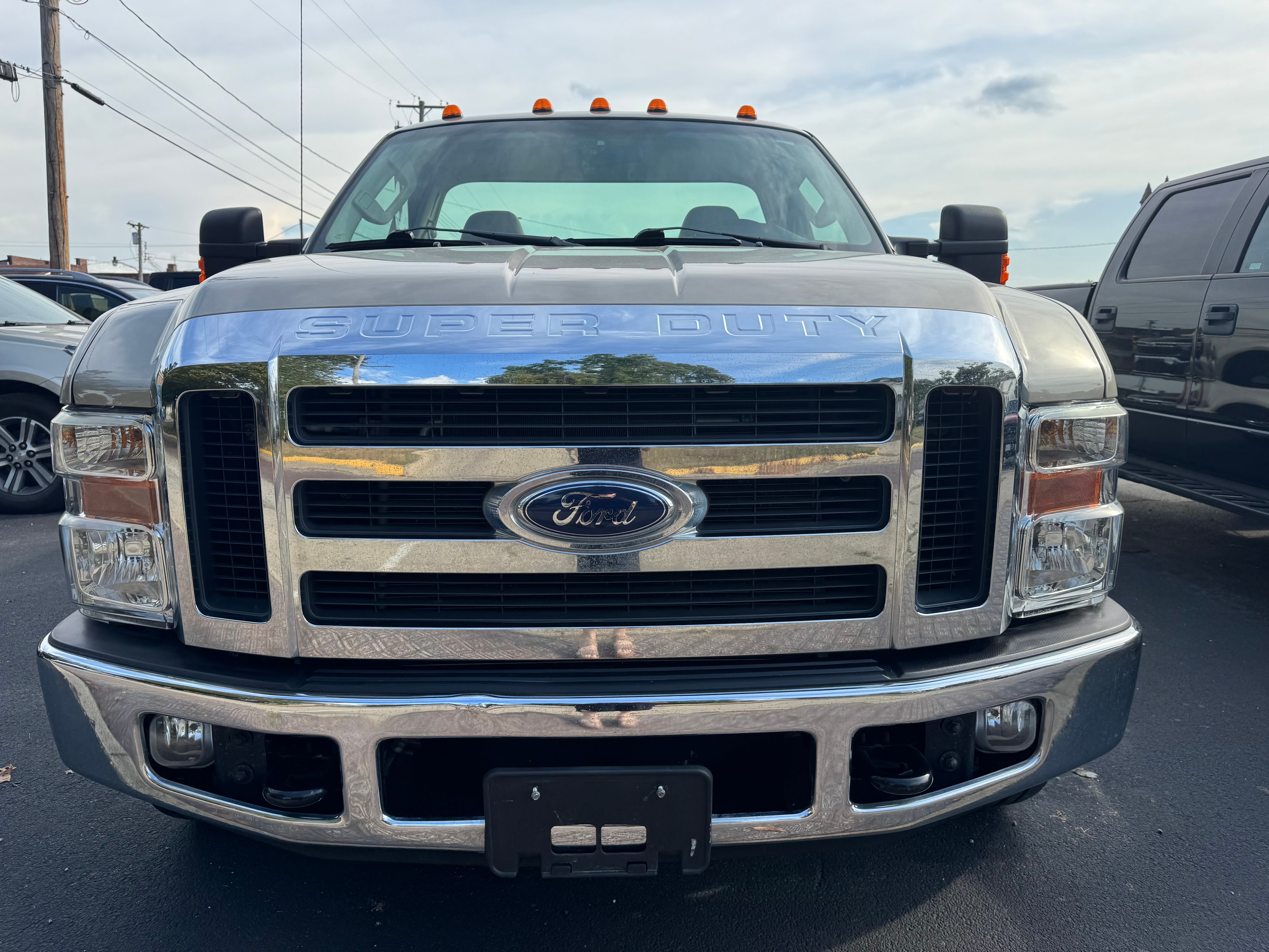2008 Ford Super Duty F-350 DRW XL