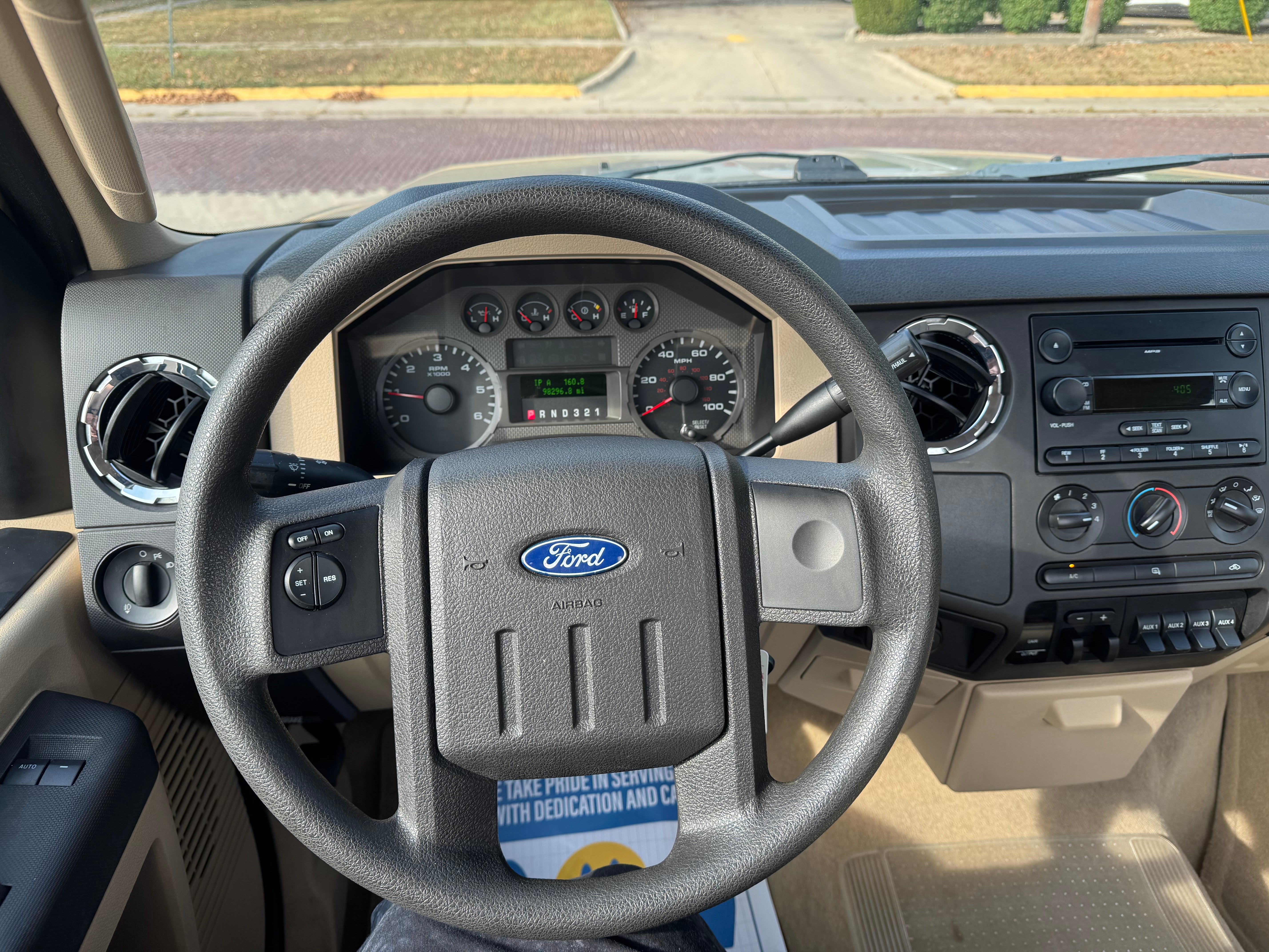 2008 Ford Super Duty F-350 DRW XL