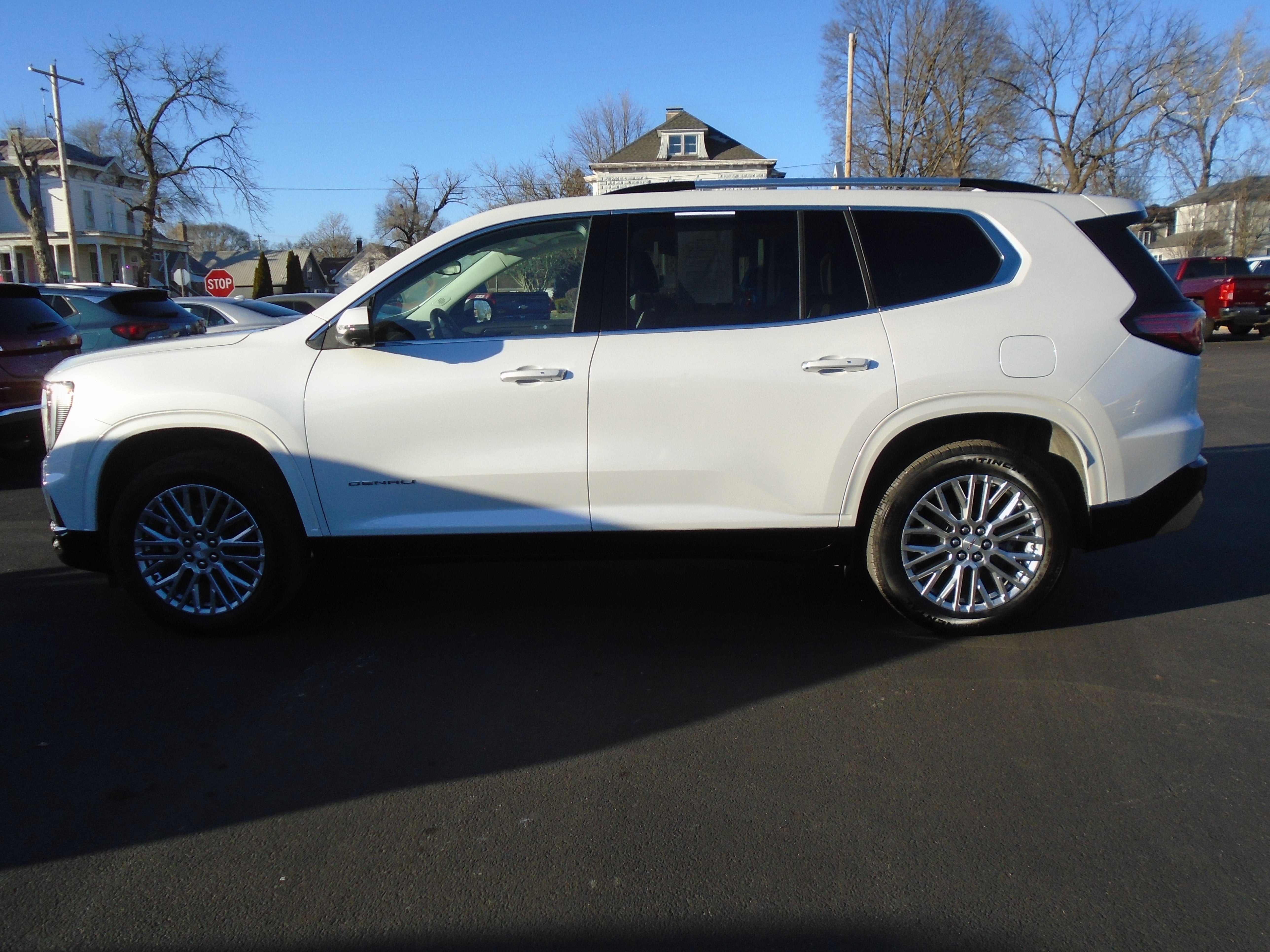 2024 GMC Acadia Denali