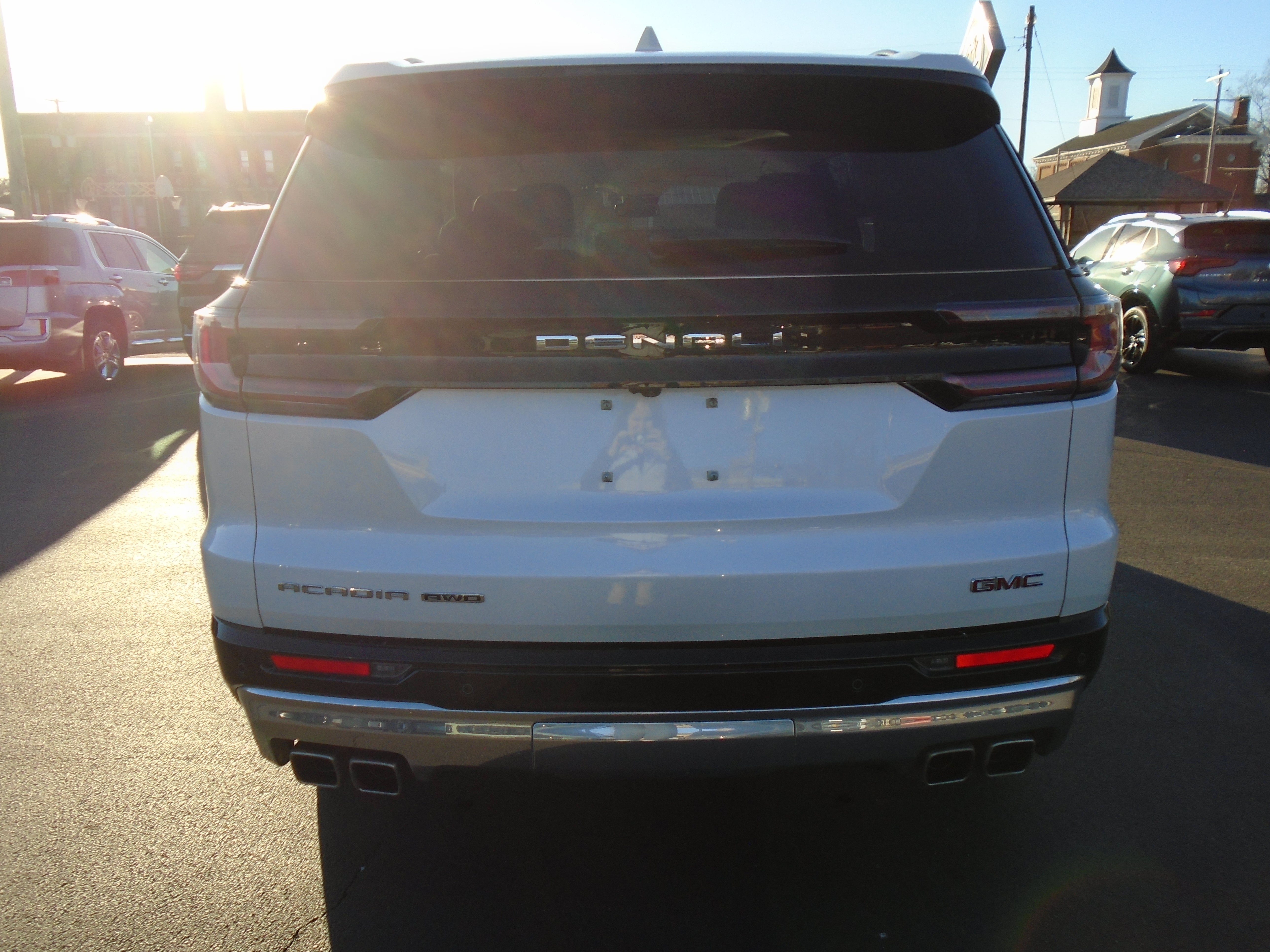 2024 GMC Acadia Denali