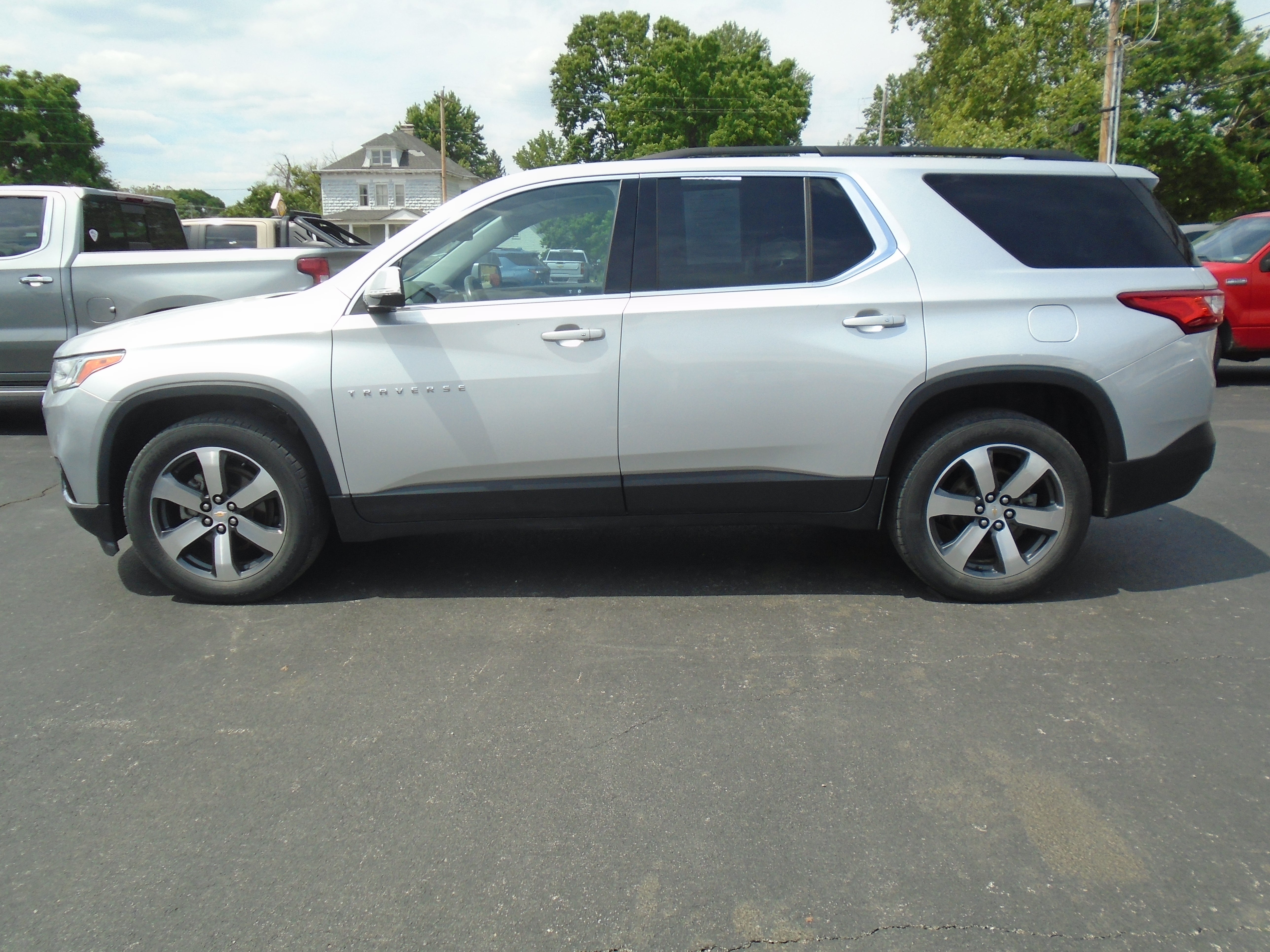 2019 Chevrolet Traverse LT Leather