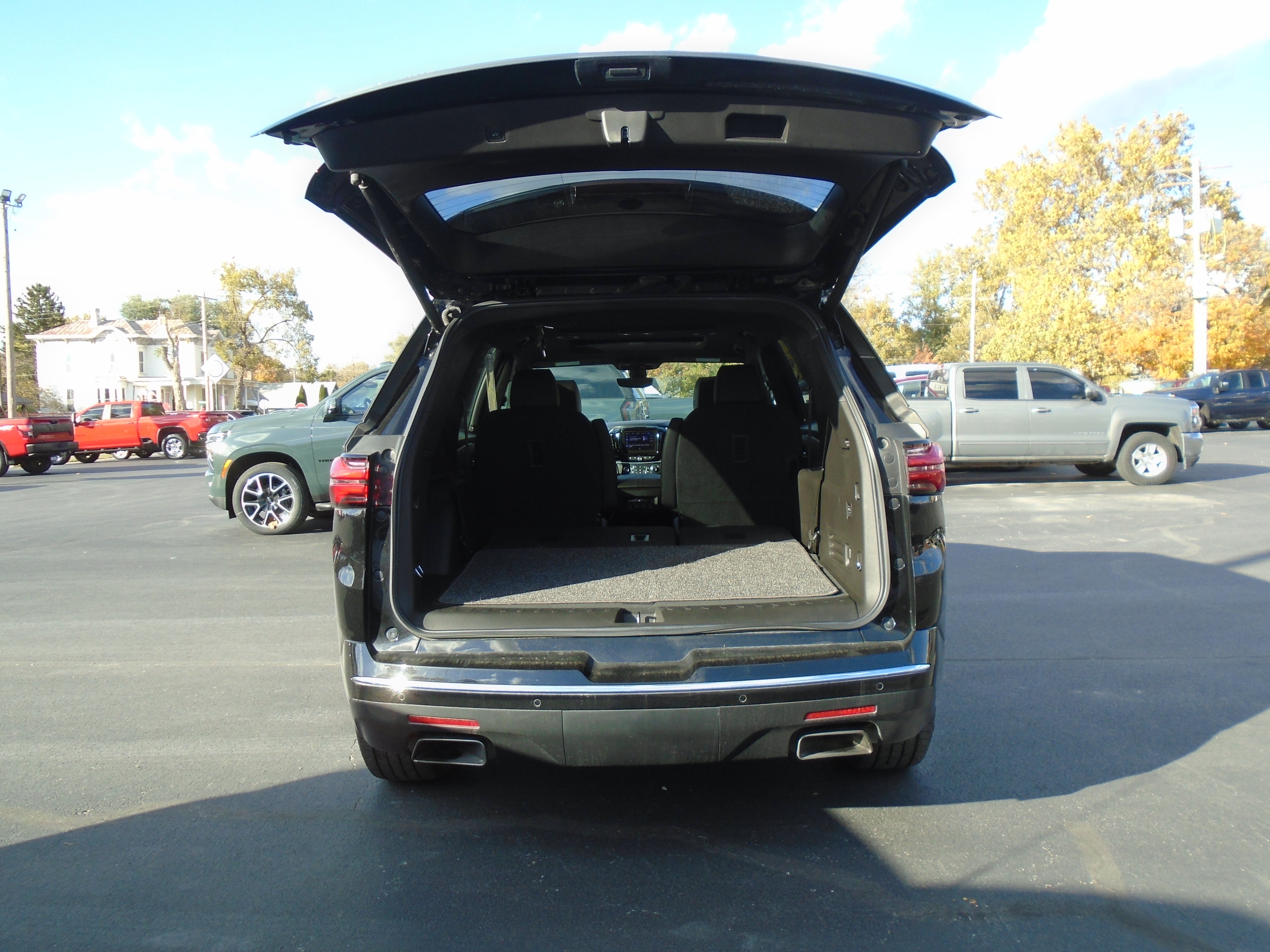 2023 Chevrolet Traverse High Country