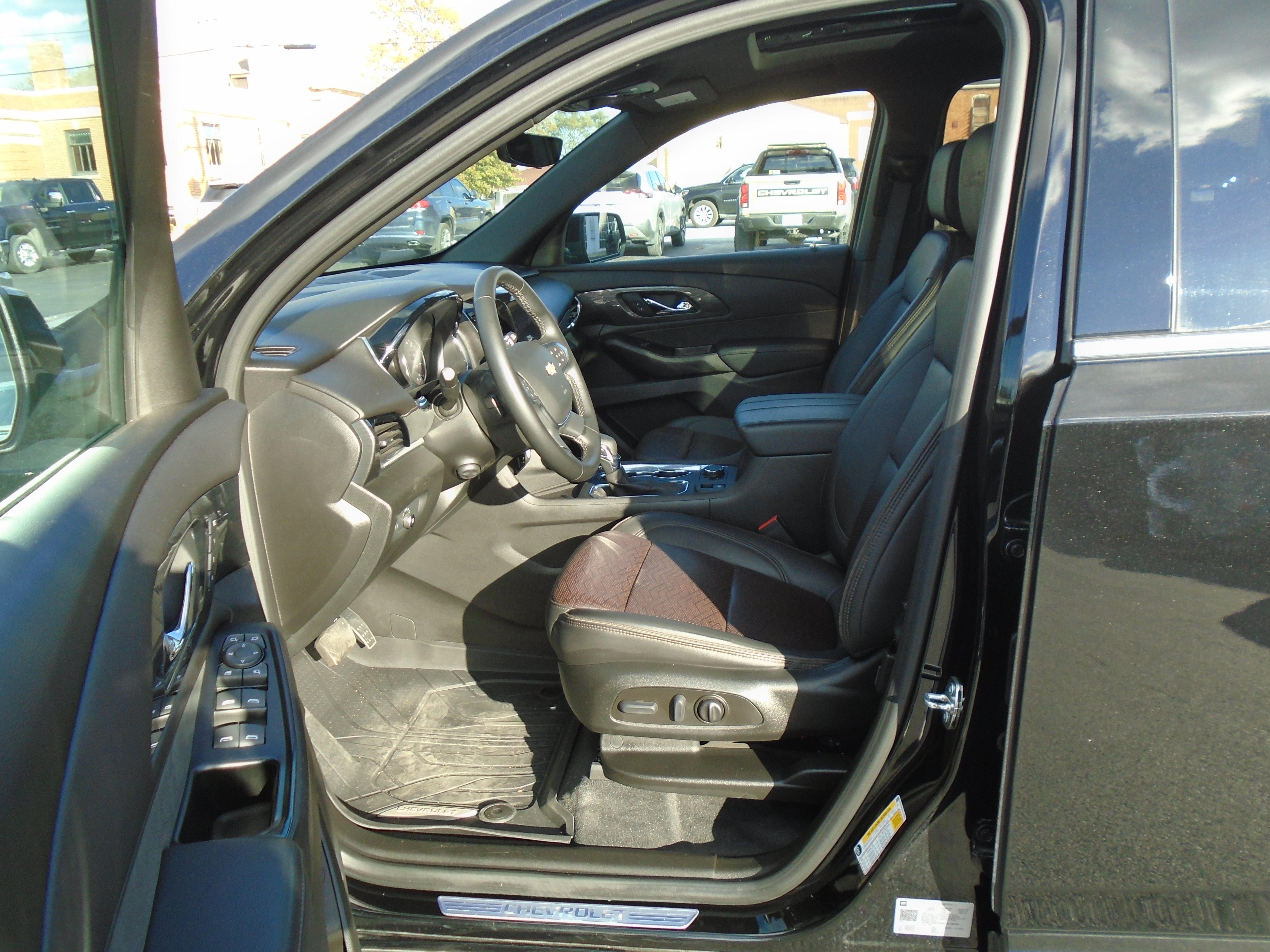 2023 Chevrolet Traverse High Country