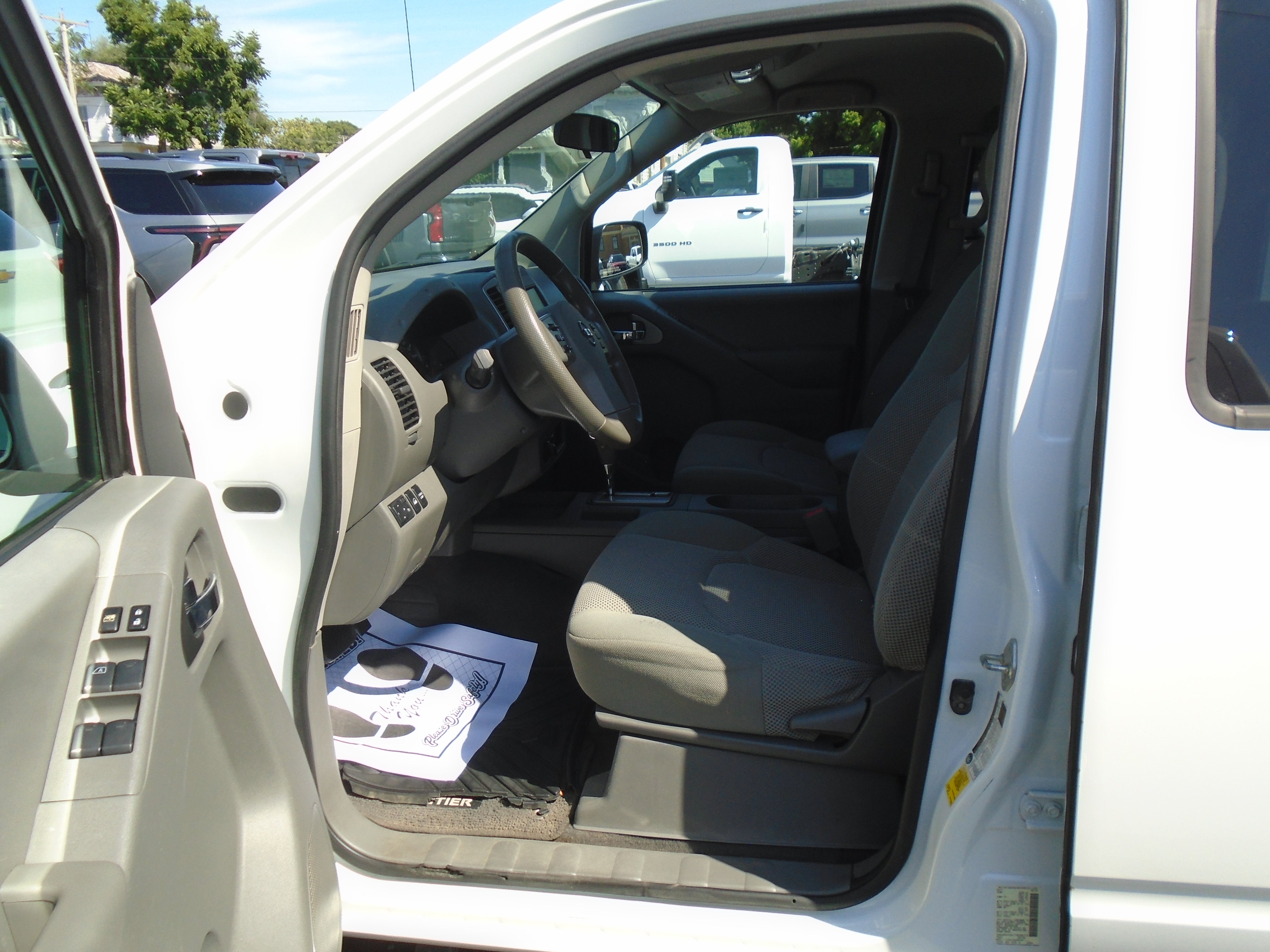 2019 Nissan Frontier SV