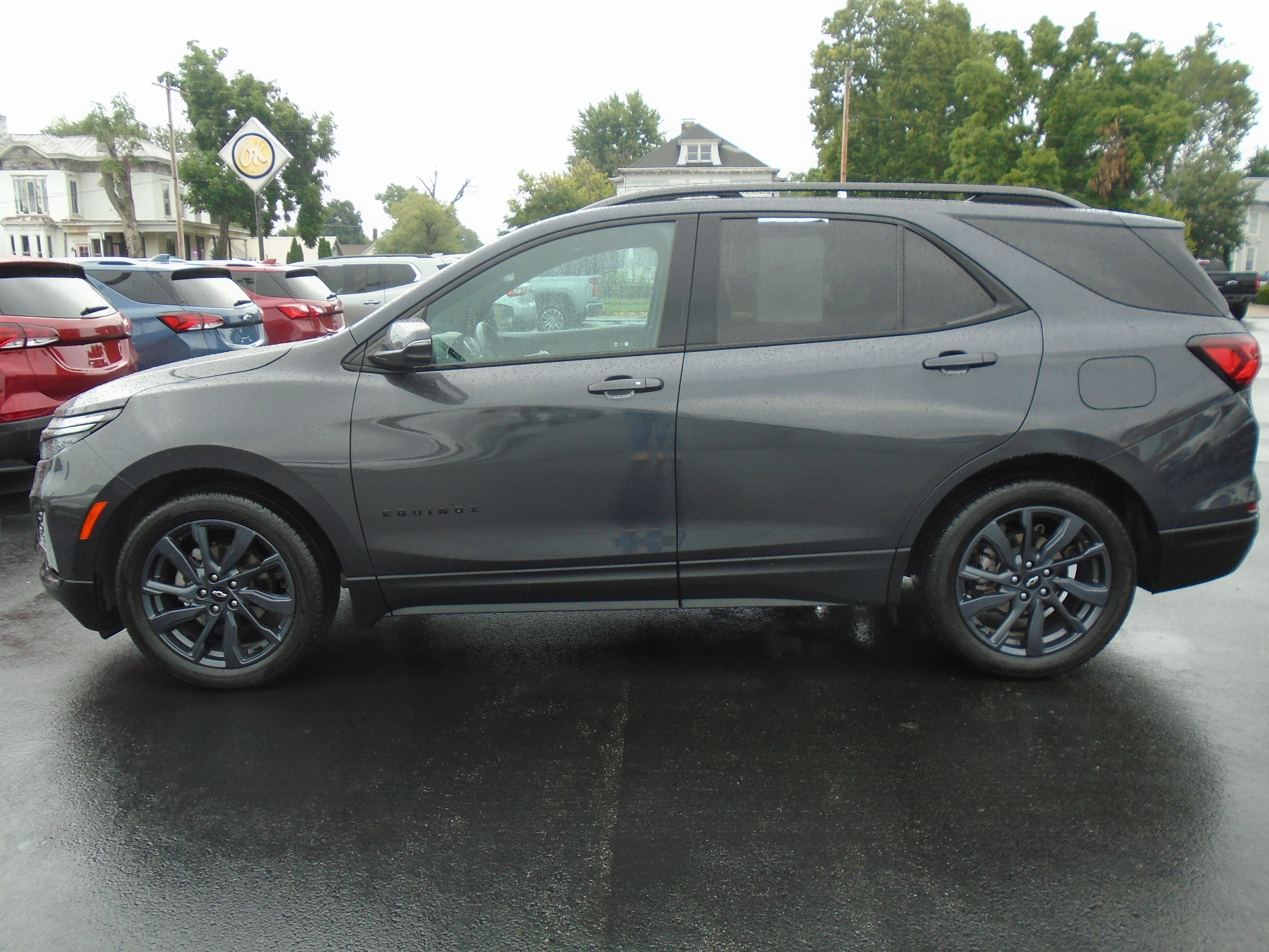 Used 2022 Chevrolet Equinox RS with VIN 2GNAXMEV3N6146961 for sale in Shelbyville, IL