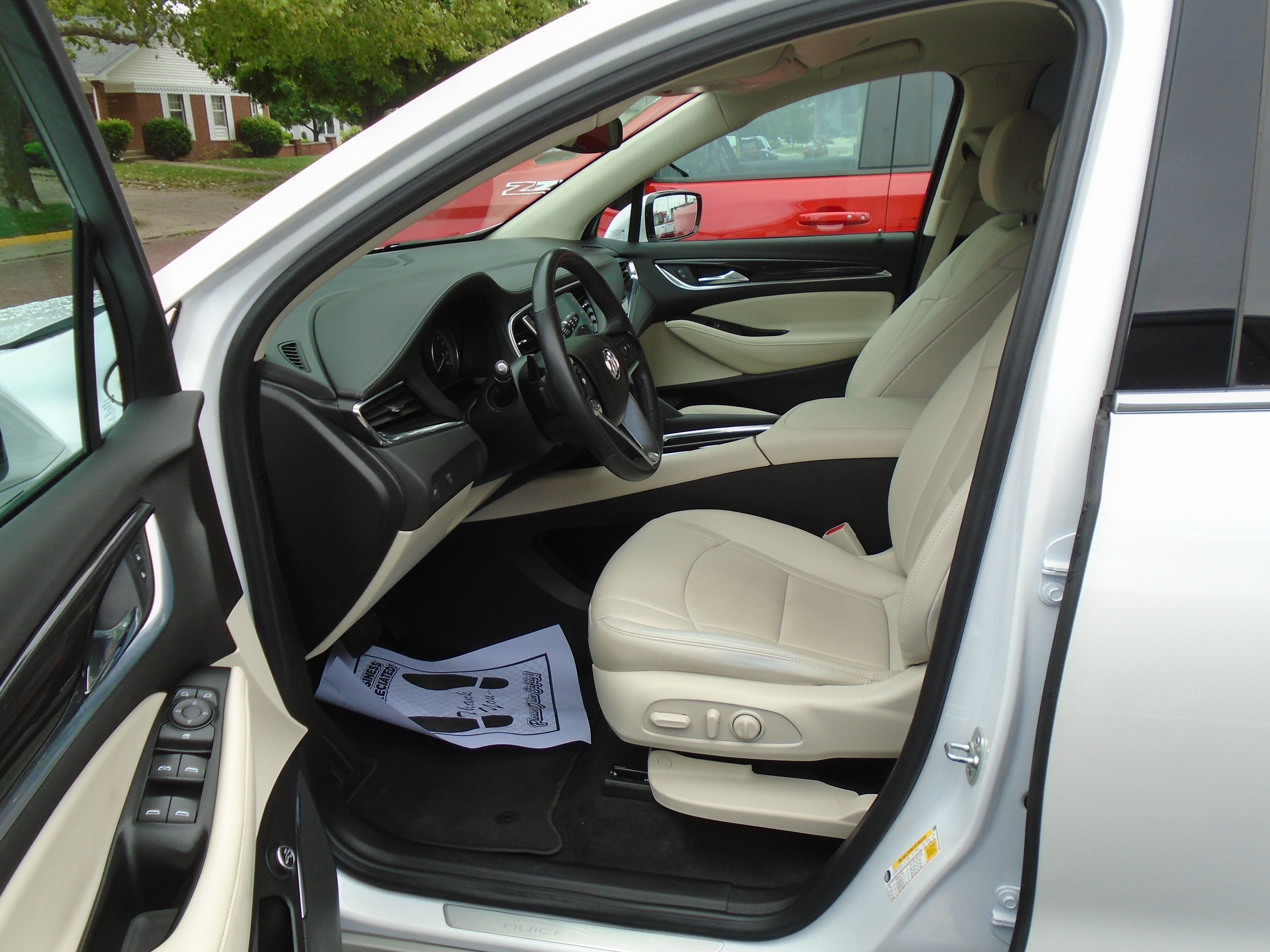 2024 Buick Enclave Essence