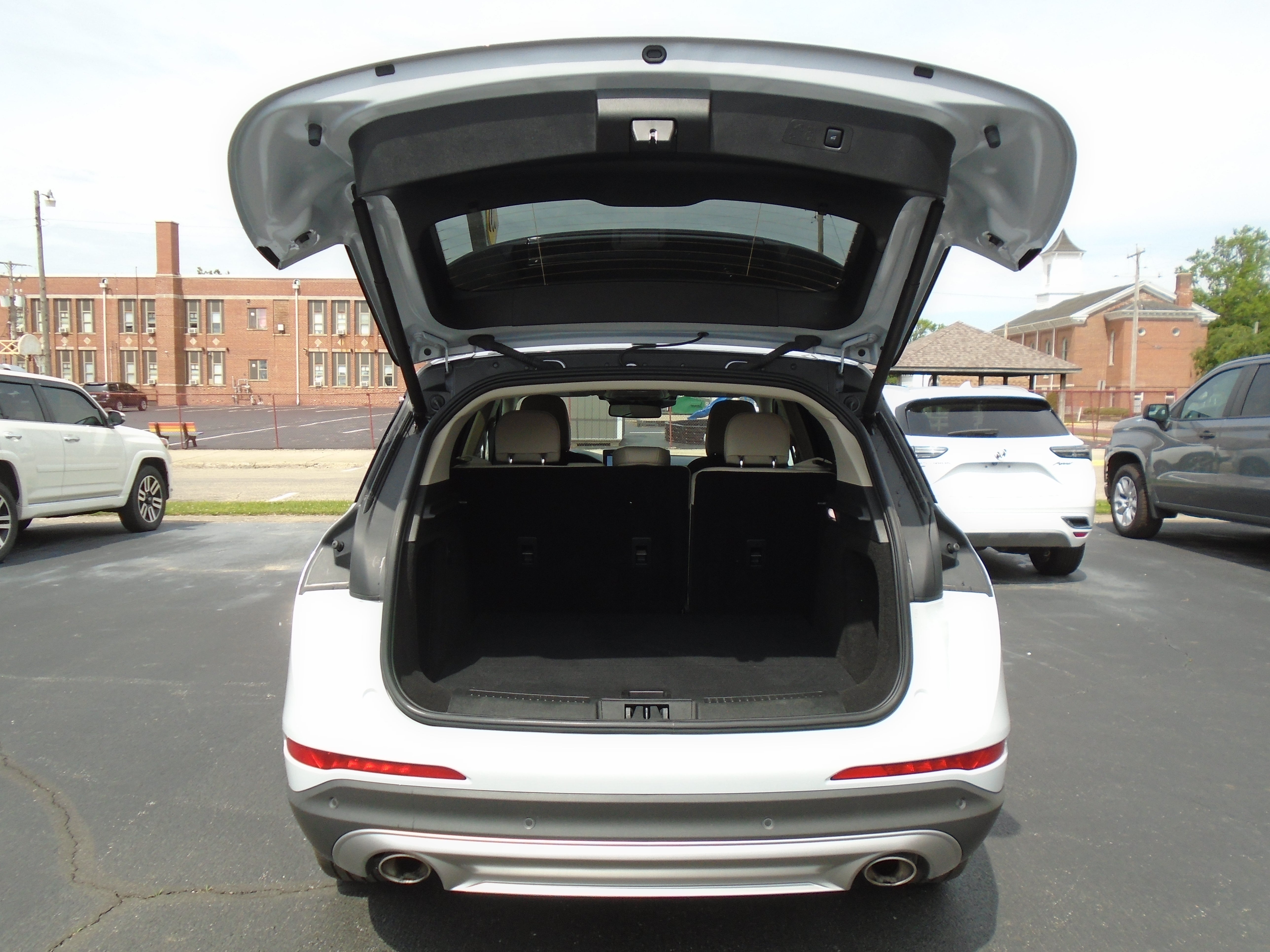 2025 Lincoln Corsair Premiere